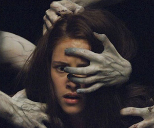 Still shot from the movie: Messengers, The.