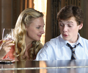 Charlie Bartlett parents guide