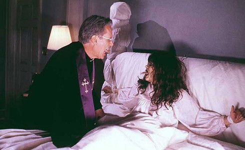 Scary Movie 2 parents guide